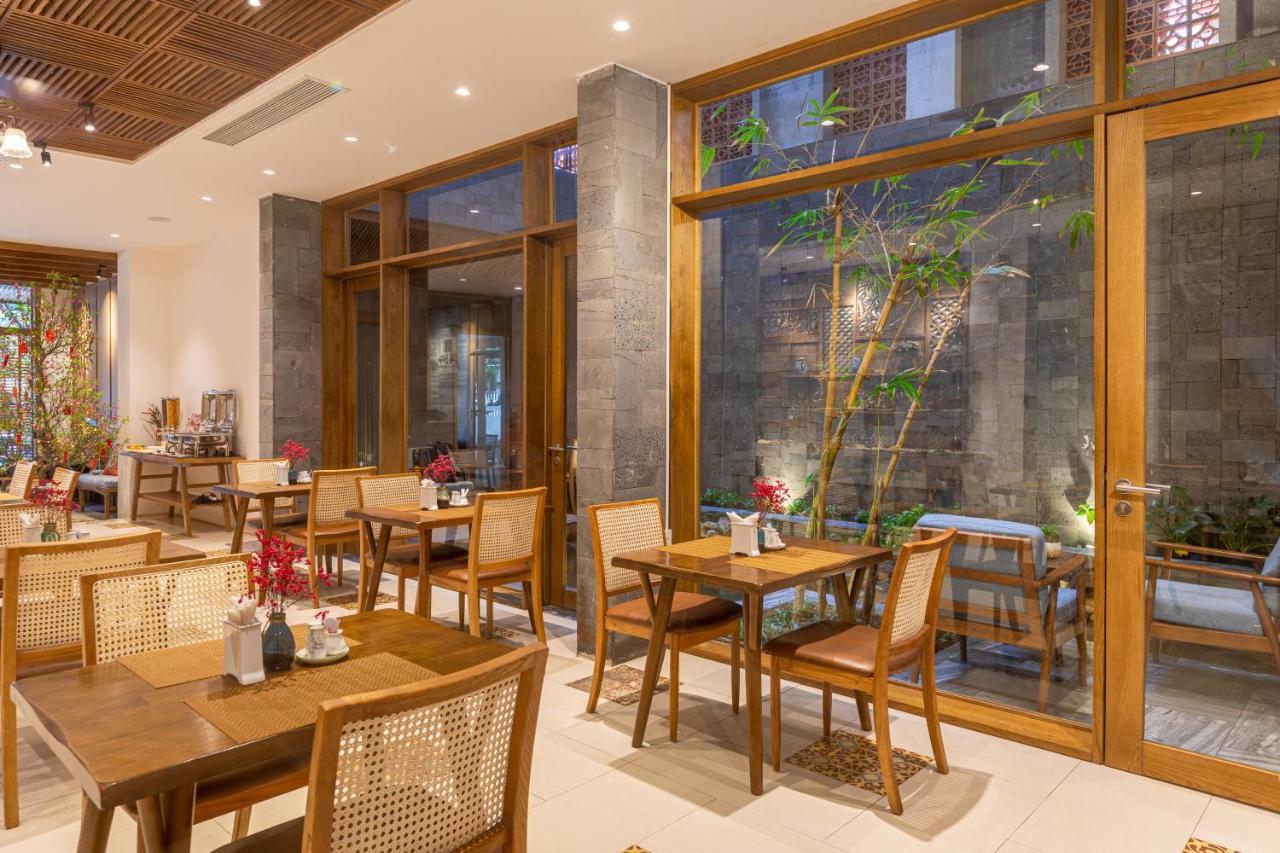 Daisy Boutique Hotel Da Nang Bagian luar foto